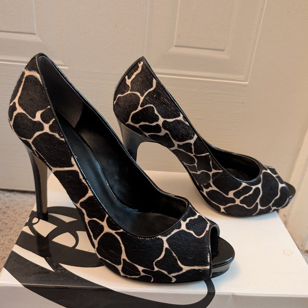 Nine West Black and Ivory pony heels